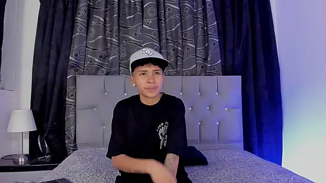 nova sex01 online show from February 2025 04:44:02 AM