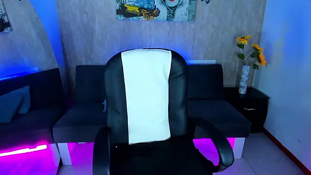 nova sex01 online show from February 2026 04:43:01 AM