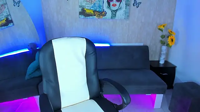 nova sex01 online show from March 2026 08:30:02 PM