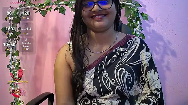 Snapshot of Pari-new chatting on March 2025 10:17:02 AM Pari-new online show from March 2025 10:17:02 AM