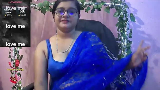 Snapshot of Pari-new chatting on April 2026 04:14:01 AM Pari-new online show from April 2026 04:14:01 AM