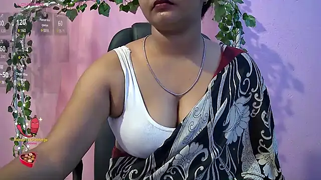 Snapshot of Pari-new chatting on March 2025 07:12:01 AM Pari-new online show from March 2025 07:12:01 AM