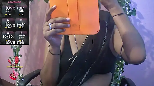 Snapshot of Pari-new chatting on July 2026 04:13:01 AM Pari-new online show from July 2026 04:13:01 AM