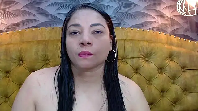 NahomiFireSex online show from November 2025 03:43:01 AM