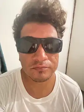 Snapshot of jorgeckingz chatting on September 2025 01:20:01 PM jorgeckingz online show from September 2025 01:20:01 PM