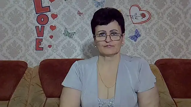 PaulaGolden online show from November 2025 10:37:02 AM