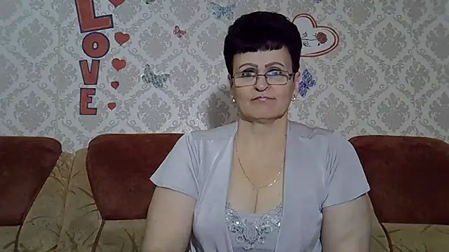 PaulaGolden online show from October 2025 07:43:02 AM