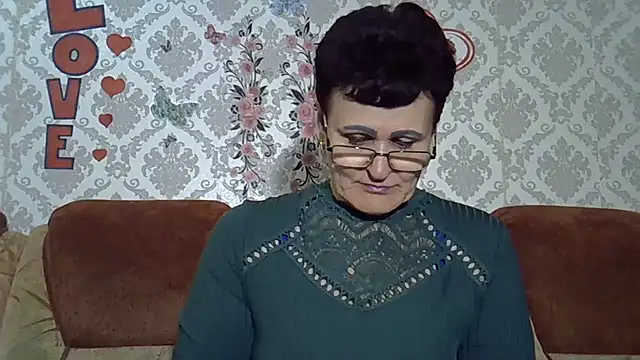 Snapshot of PaulaGolden chatting on May 2026 03:59:02 PM PaulaGolden online show from May 2026 03:59:02 PM