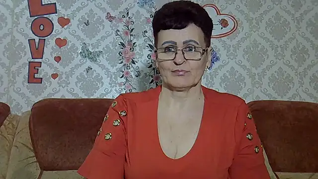 Snapshot of PaulaGolden chatting on May 2026 07:23:02 PM PaulaGolden online show from May 2026 07:23:02 PM