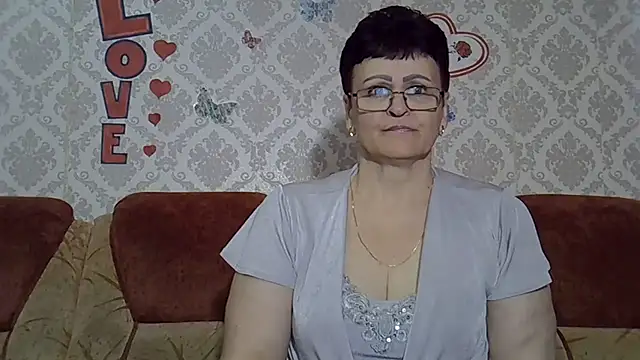 PaulaGolden online show from November 2025 09:03:02 AM