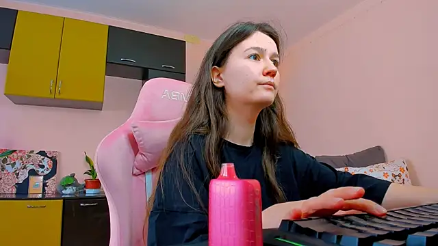 Snapshot of ameli_moon chatting on September 2025 11:05:01 AM ameli moon online show from September 2025 11:05:01 AM