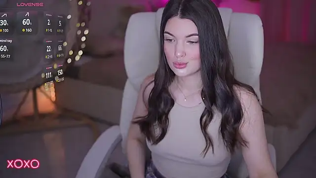 YourLolaBunny online show from April 2026 06:43:02 AM