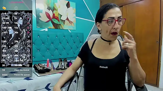 sabrina dupont online show from November 2025 12:48:01 PM