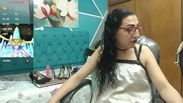 sabrina dupont online show from September 2025 12:42:02 PM
