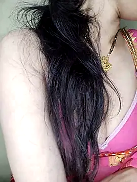 Snapshot of Fair-magic-woman chatting on March 2025 06:29:02 PM Fair-magic-woman online show from March 2025 06:29:02 PM