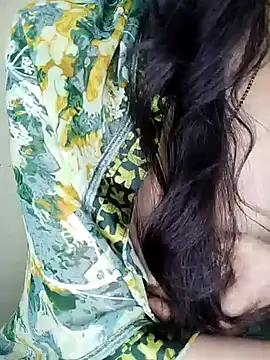 Snapshot of Fair-magic-woman chatting on February 2025 07:46:01 PM Fair-magic-woman online show from February 2025 07:46:01 PM