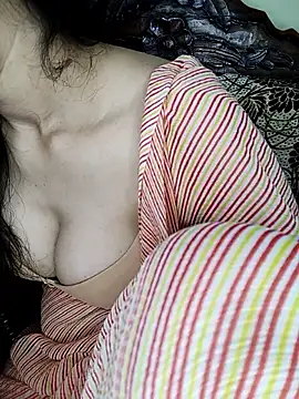 Snapshot of Fair-magic-woman chatting on September 2025 06:41:01 PM Fair-magic-woman online show from September 2025 06:41:01 PM