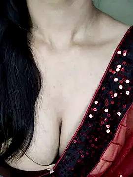 Snapshot of Fair-magic-woman chatting on September 2025 09:29:01 PM Fair-magic-woman online show from September 2025 09:29:01 PM