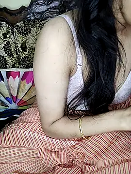 Snapshot of Fair-magic-woman chatting on November 2025 11:25:01 PM Fair-magic-woman online show from November 2025 11:25:01 PM