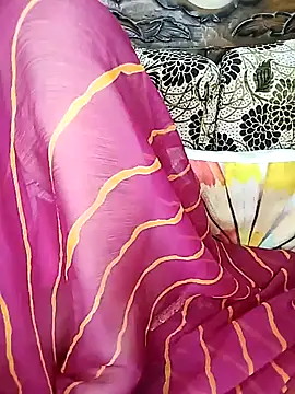 Snapshot of Fair-magic-woman chatting on September 2025 07:10:02 PM Fair-magic-woman online show from September 2025 07:10:02 PM