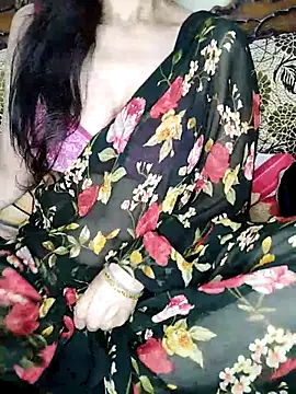 Snapshot of Fair-magic-woman chatting on September 2025 07:43:02 PM Fair-magic-woman online show from September 2025 07:43:02 PM