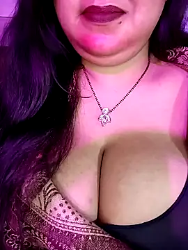 Suhanakhan00 online show from November 2025 06:18:01 PM