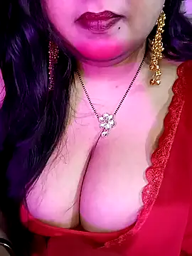 Suhanakhan00 online show from February 2026 10:02:02 AM