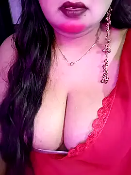 Suhanakhan00 online show from March 2026 07:16:02 PM