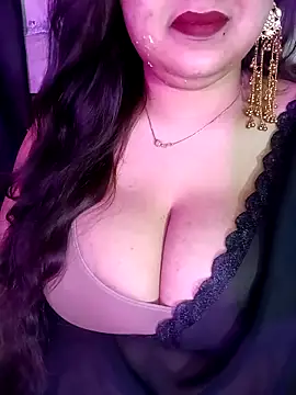 Suhanakhan00 online show from May 2026 12:34:01 PM