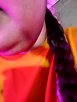 Suhanakhan00 online show from May 2026 08:03:02 AM