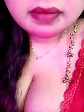 Suhanakhan00 online show from March 2026 06:20:02 AM