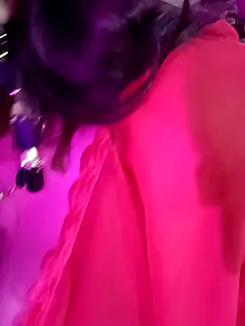 Suhanakhan00 online show from March 2026 06:52:02 PM