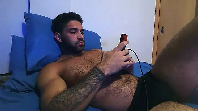 Snapshot of macho_fit chatting on May 2026 03:33:01 AM macho fit online show from May 2026 03:33:01 AM