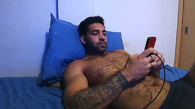 Snapshot of macho_fit chatting on April 2026 06:50:01 PM macho fit online show from April 2026 06:50:01 PM