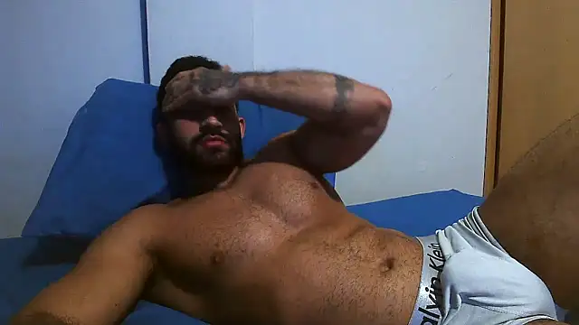 Snapshot of macho_fit chatting on May 2026 03:48:01 AM macho fit online show from May 2026 03:48:01 AM
