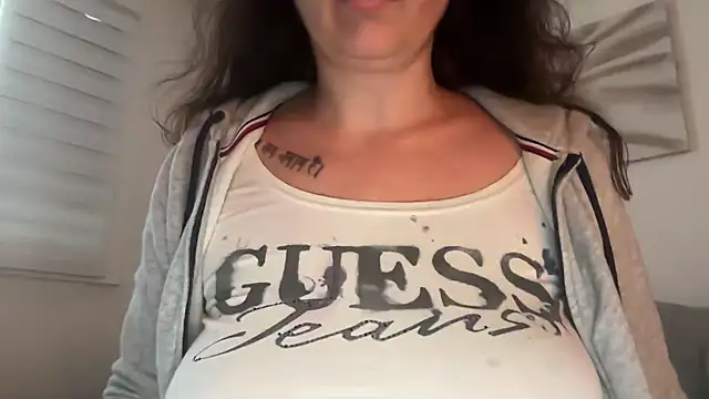 Snapshot of Serena_4you chatting on December 2025 03:51:02 PM Serena 4you online show from December 2025 03:51:02 PM