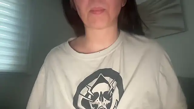 Serena 4you online show from April 2026 06:32:01 PM