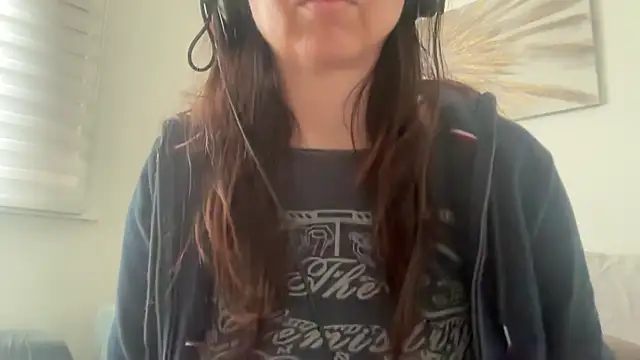 Serena 4you online show from May 2026 06:15:02 PM