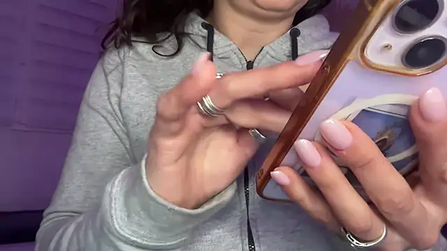 Serena 4you online show from December 2025 04:31:01 PM