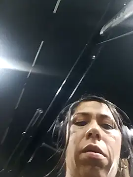 Karenn12 online show from November 2025 02:04:02 AM