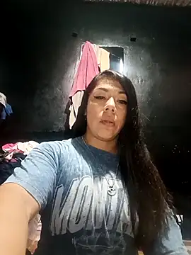 Karenn12 online show from April 2026 02:30:01 PM