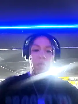 Karenn12 online show from February 2026 02:34:01 AM