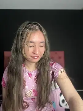 Snapshot of Sophie_LS chatting on March 2025 05:02:01 AM Sophie LS online show from March 2025 05:02:01 AM