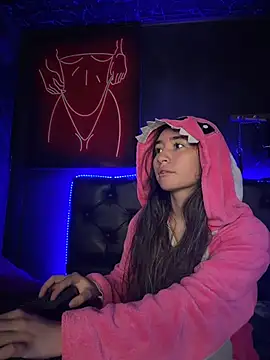 Sophie LS online show from April 2026 03:23:01 AM