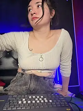 Sophie LS online show from May 2026 07:56:02 AM