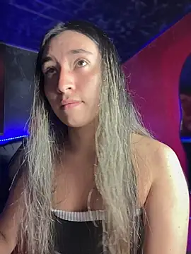 Sophie LS online show from December 2025 04:17:02 AM