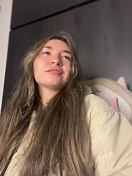 Snapshot of Sophie_LS chatting on February 2025 07:34:02 AM Sophie LS online show from February 2025 07:34:02 AM