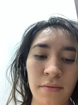 Sophie LS online show from November 2025 01:38:01 PM