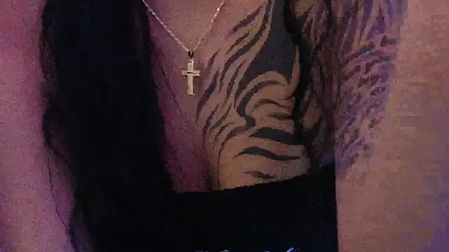 Snapshot of Alissfressa chatting on April 2026 10:39:02 PM Alissfressa online show from April 2026 10:39:02 PM