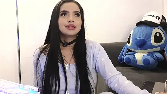 Alissfressa online show from May 2026 12:27:02 AM